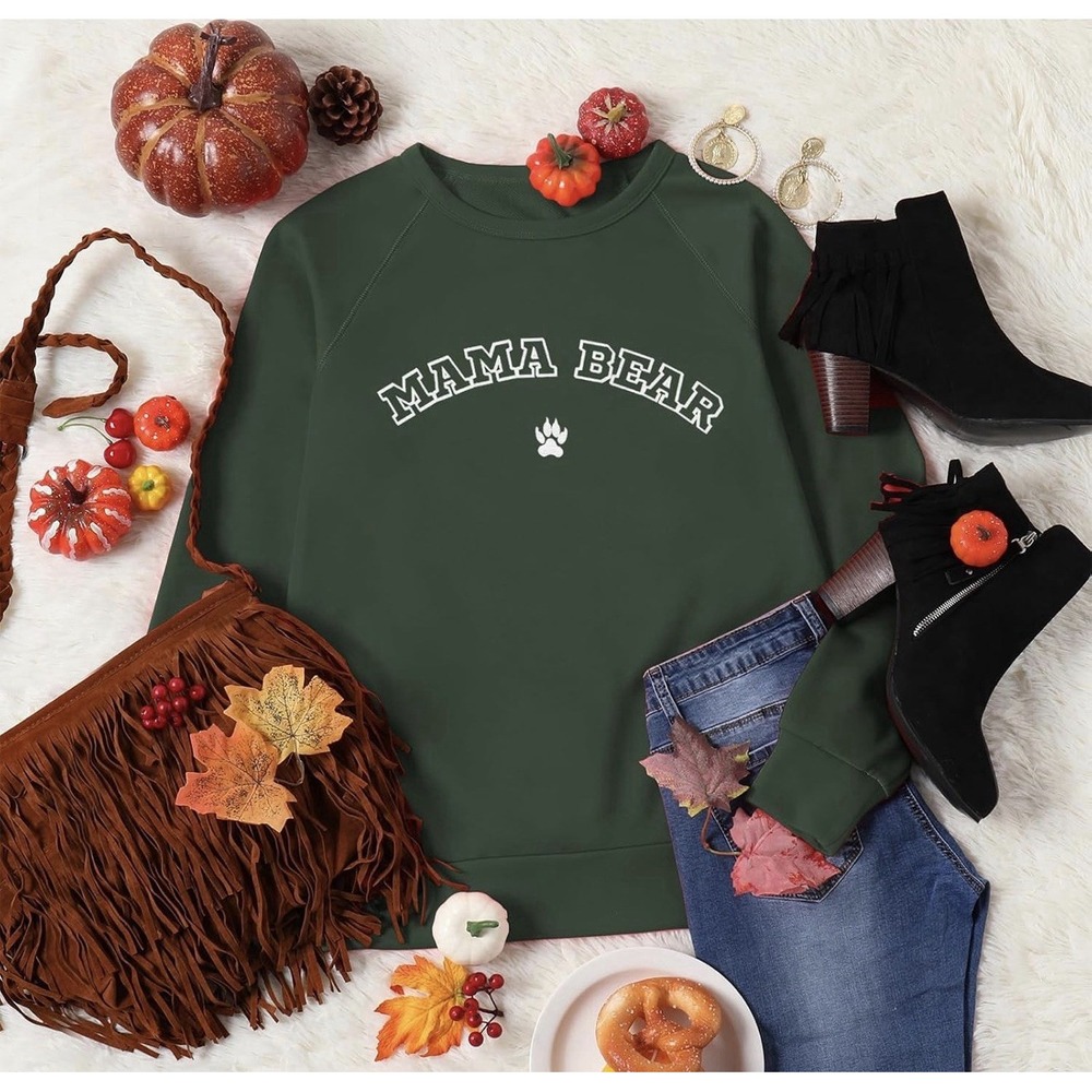 J0176-Mama Bear Sweatshirt Hunter Green Raglan Sleeve Graphic Pullover Small - Picture 5 of 6